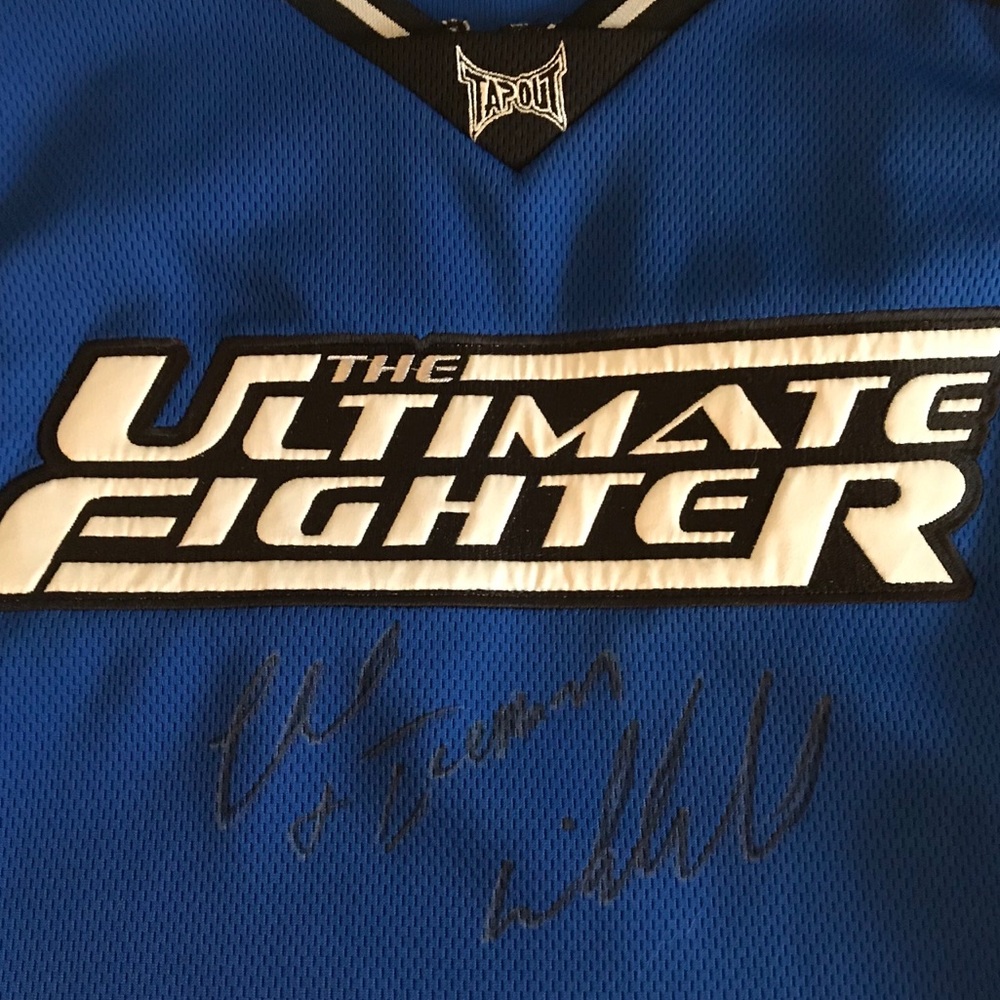 AUTHENTIC SIGNED ULTIMATE FIGHTER JERSEY